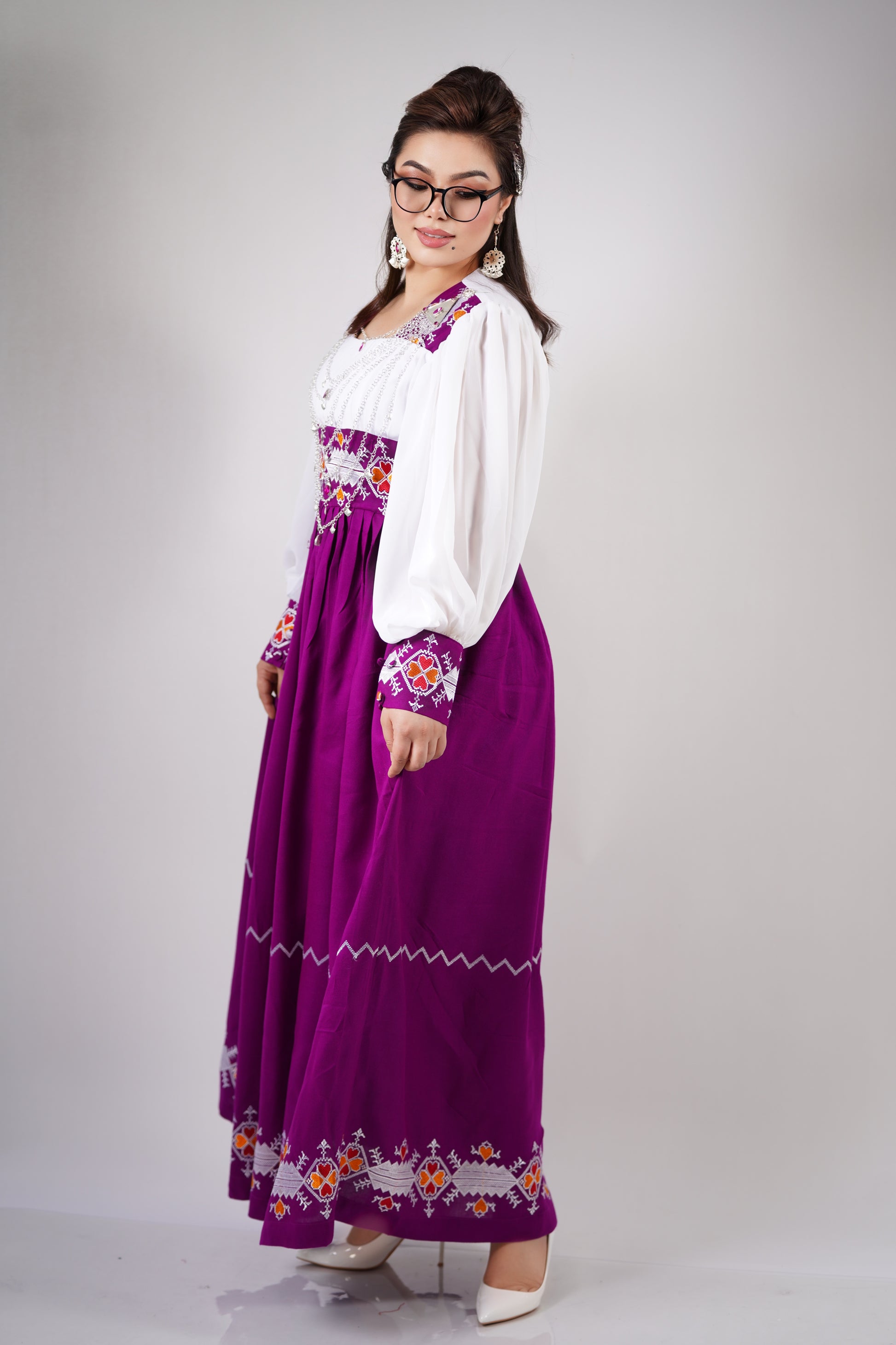Elegant White and Purple with Embroidered long Skirt W17